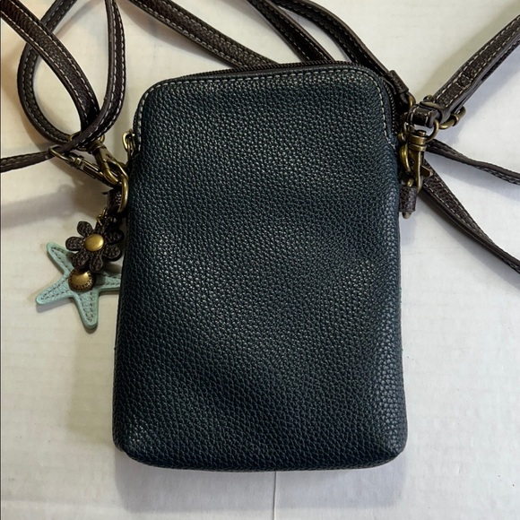 CHALA VEGAN GREEN/BLACK SEA TURTLES CONVERTIBLE POUCH CROSSBODY HANDBAG - Picture 5 of 16